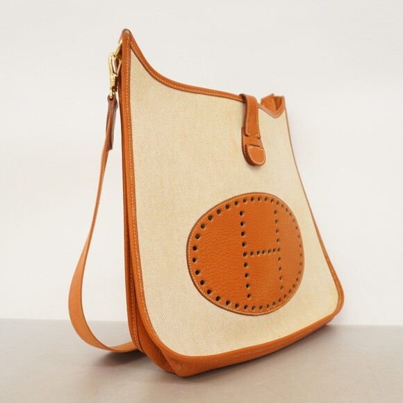 HERMES Gold Shoulder Bag - Picture 2 of 13